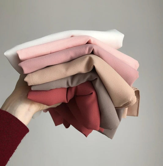 Pack of 5 Hijab With 1Pc 4-in-1 Inner Cap – Gift Set